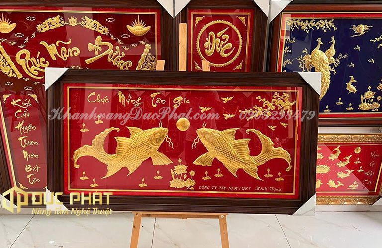 khánh vàng mừng tân gia