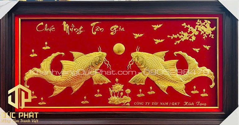 Khánh vàng Cá chép ngắm trăng