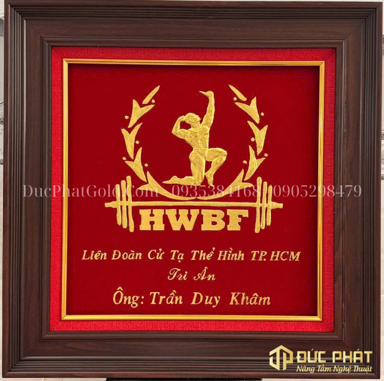 tranh dát vàng thiết kế theo thương hiệu